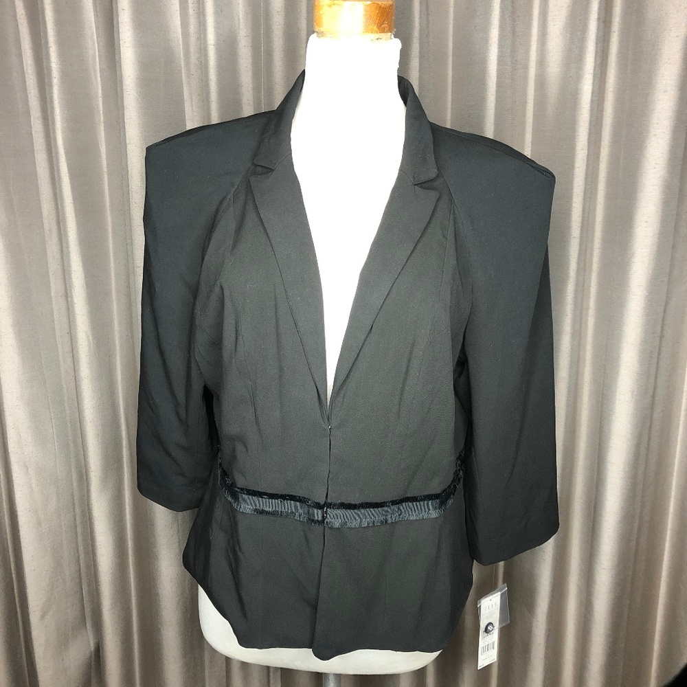 ELLE JACKET NWT'S  SZ. XL BLACK FULLY LINED